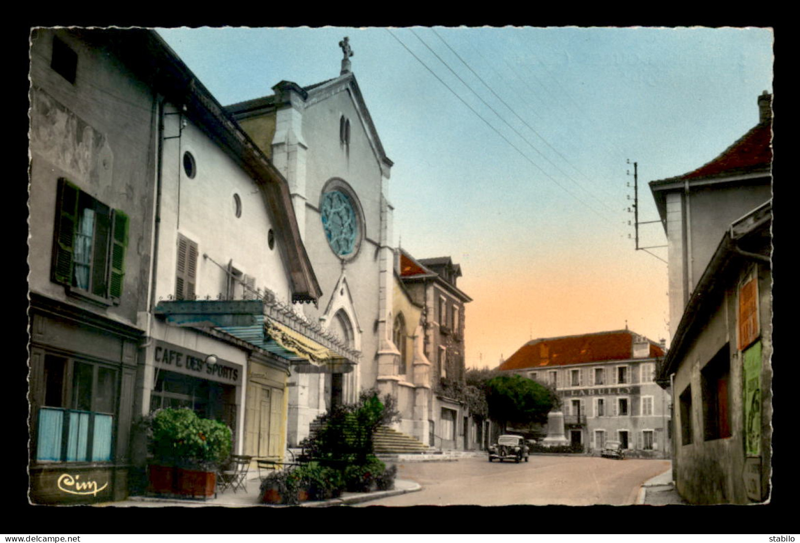 73 - ST-GENIX-SUR-GUIERS - PLACE DE L'EGLISE - Sonstige & Ohne Zuordnung