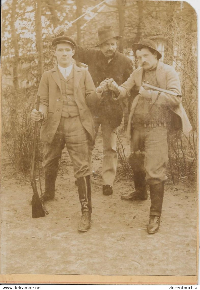 Grande Photo Humoristique 3 Chasseurs En Tenues En Pied  Fusils épée 17x12cm - Europa