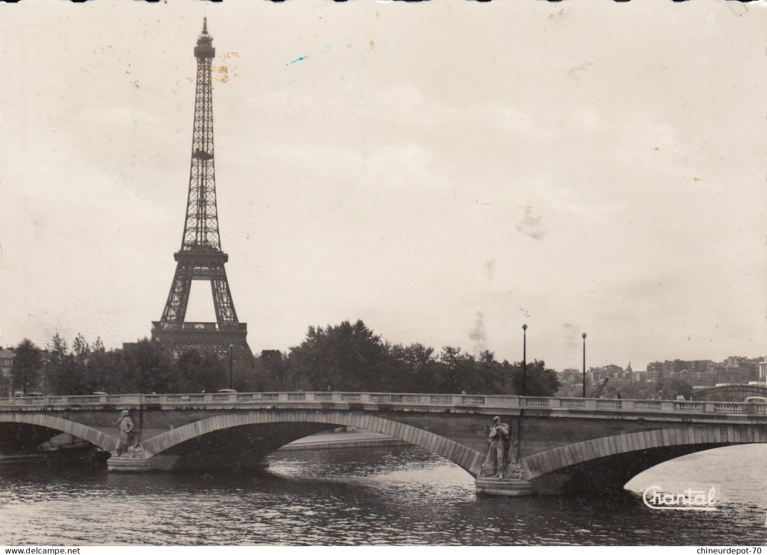 PARIS LA TOUR EIFFEL - Eiffelturm