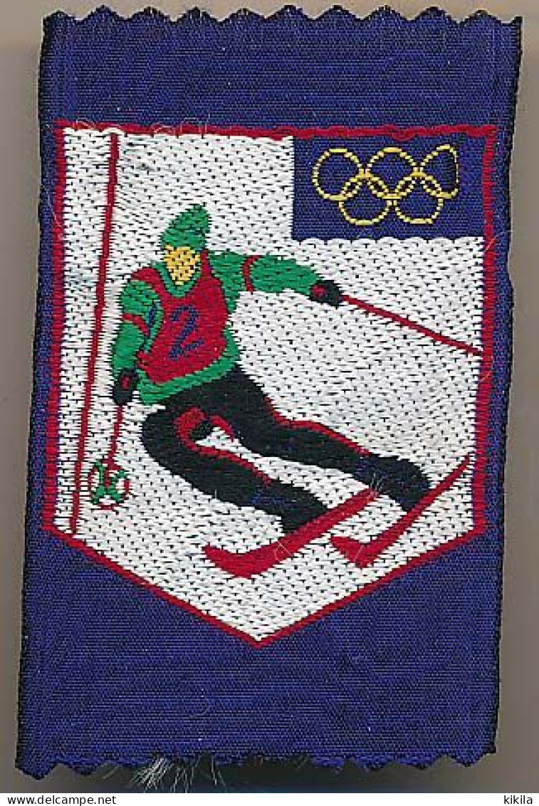 Ecusson Tissus Skieur  Xèmes Jeux Olympiques D'Hiver De GRENOBLE 1968  Olympic Games 68 - Autres & Non Classés