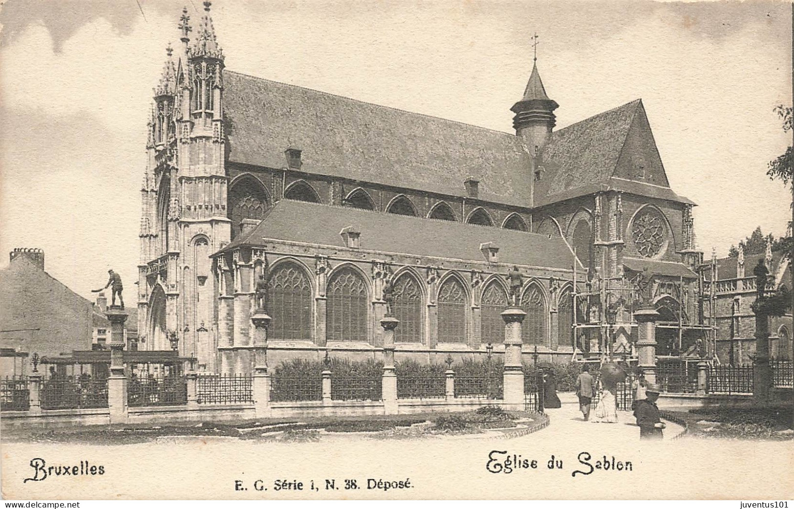 CPA Bruxelles-Eglise Du Sablon      L2798 - Monumentos, Edificios