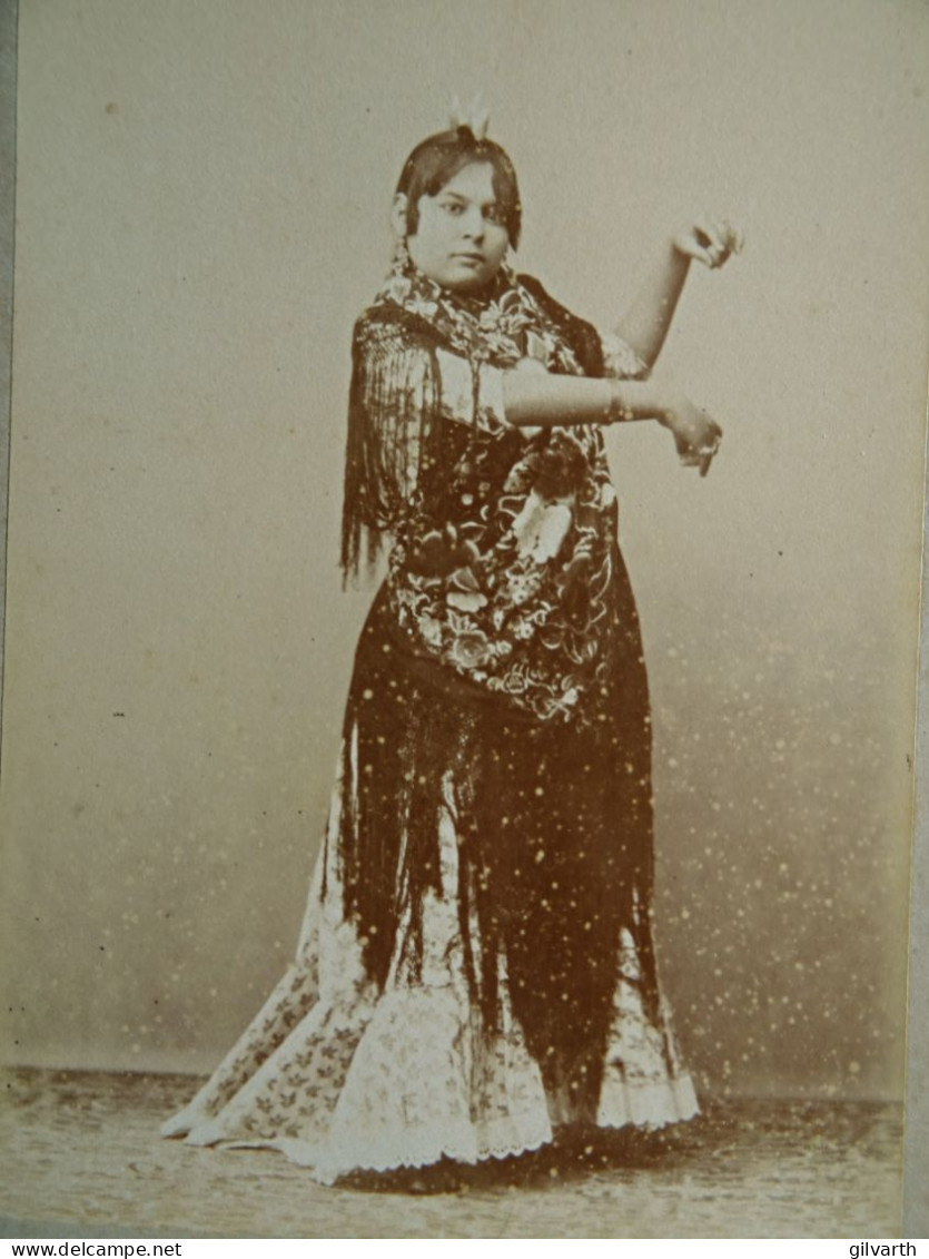 Photo Format Cabinet Anonyme - Jeune Fille, Sévillane Danse Espagnole, Circa 1890 L675 - Oud (voor 1900)