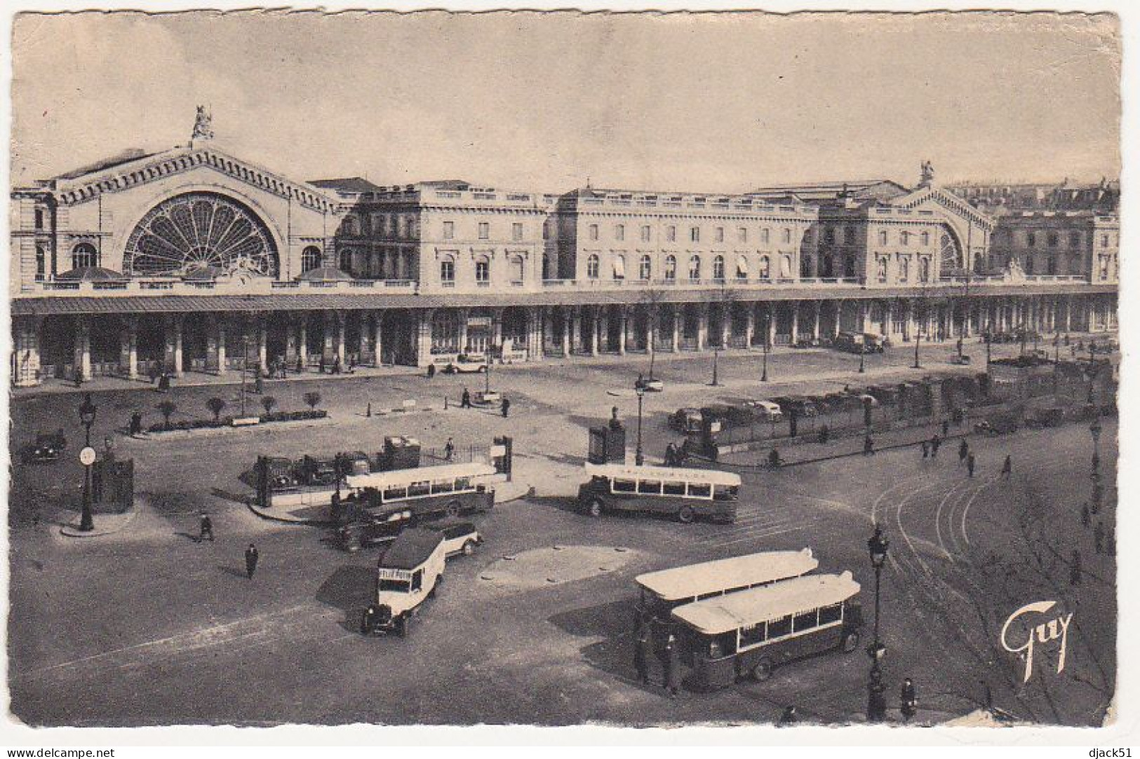 75 - PARIS - La Gare De L'Est - Voitures, Autocars - Pariser Métro, Bahnhöfe