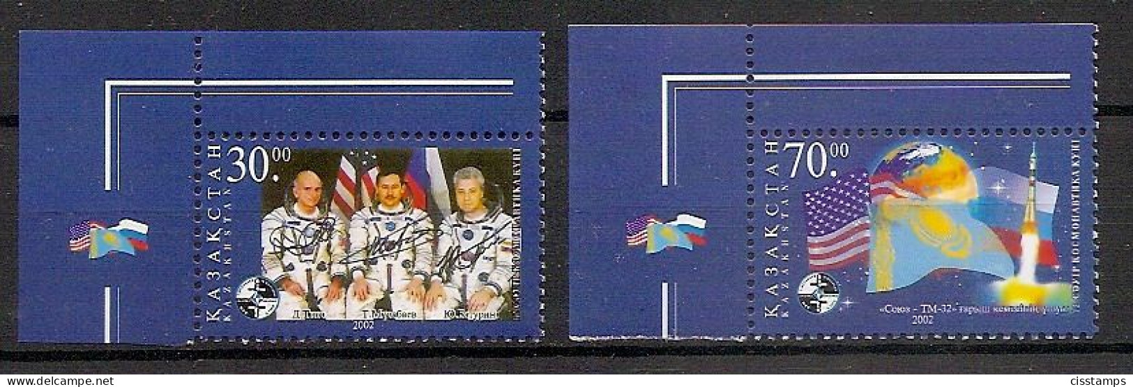 KAZAKHSTAN 2002●Cosmonautic Day●Flags●Cosmonauts & First Cosmic Tourist●●Tag Der Kosmonauten●Mi370-71 MNH - Kazajstán