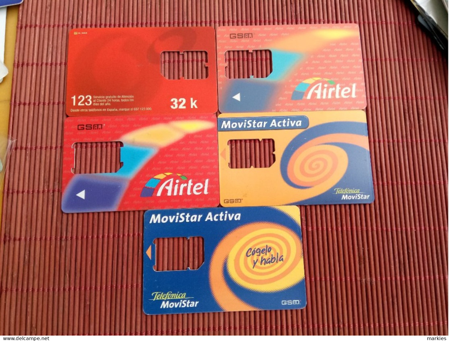 5 GSM Cards No Chip 2 Photos  Rare - Altri & Non Classificati