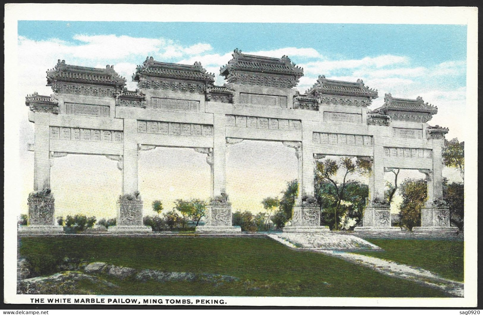 The White Marble Pailow,Ming Tombs, Peking - Chine
