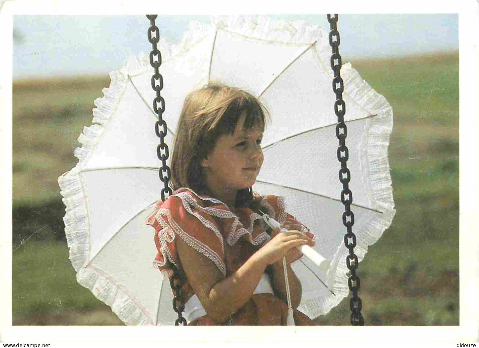 Enfants - Image - Scènes Et Paysages - Photographie A Provizka - Jeunne Fille à L'ombrelle - CPM - Voir Scans Recto-Vers - Scenes & Landscapes