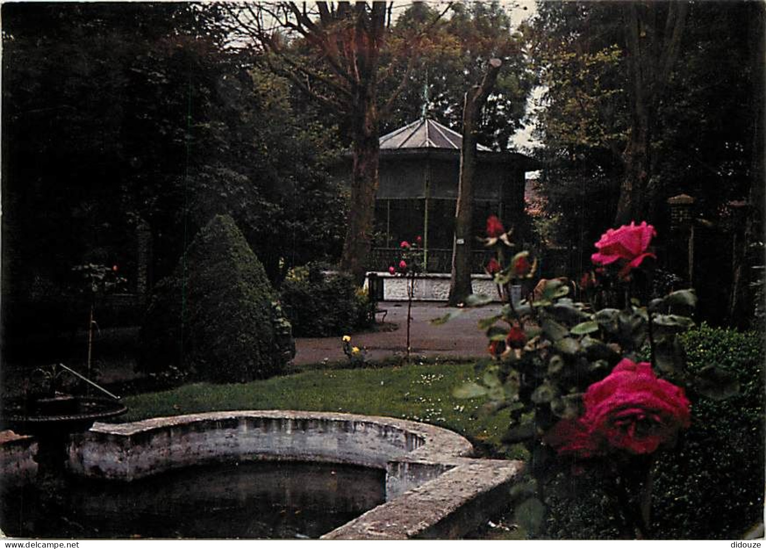 62 - Billy Montigny - Le Parc Public - Fleurs - CPM - Voir Scans Recto-Verso - Other & Unclassified