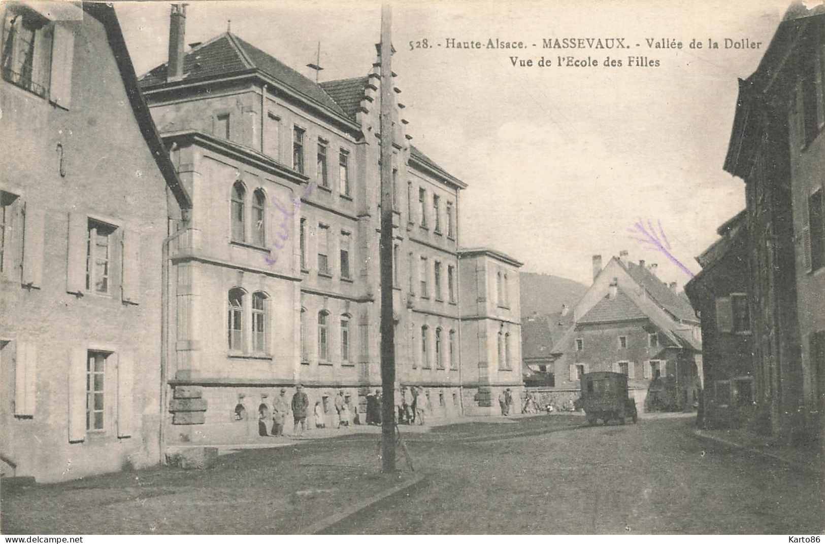 Massevaux * Rue * Vue De L'école Des Filles * Vallée De La Doller - Masevaux