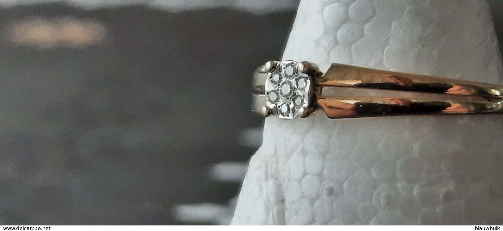 18 karaat geelgouden ring gemerkt .750 met diamant