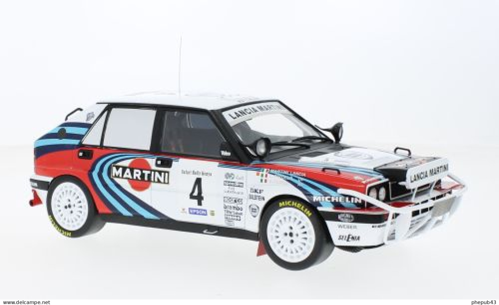 Lancia Delta Integrale 16V - Martini - Safari Rally 1990 #4 - A. Fiorio/L. Pirollo - Ixo (1:18) - Ixo