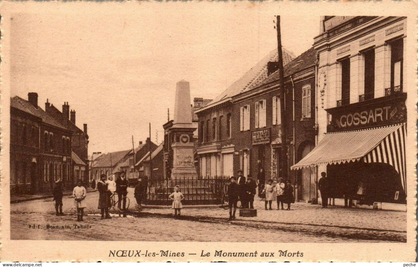 N°1 Z -cpa Noeux Les Mines -le Monument Aux Morts- - Noeux Les Mines