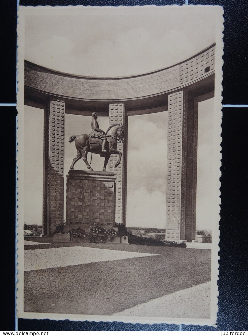 Nieuport Monument Au Roi Albert à L'Yser - Nieuwpoort