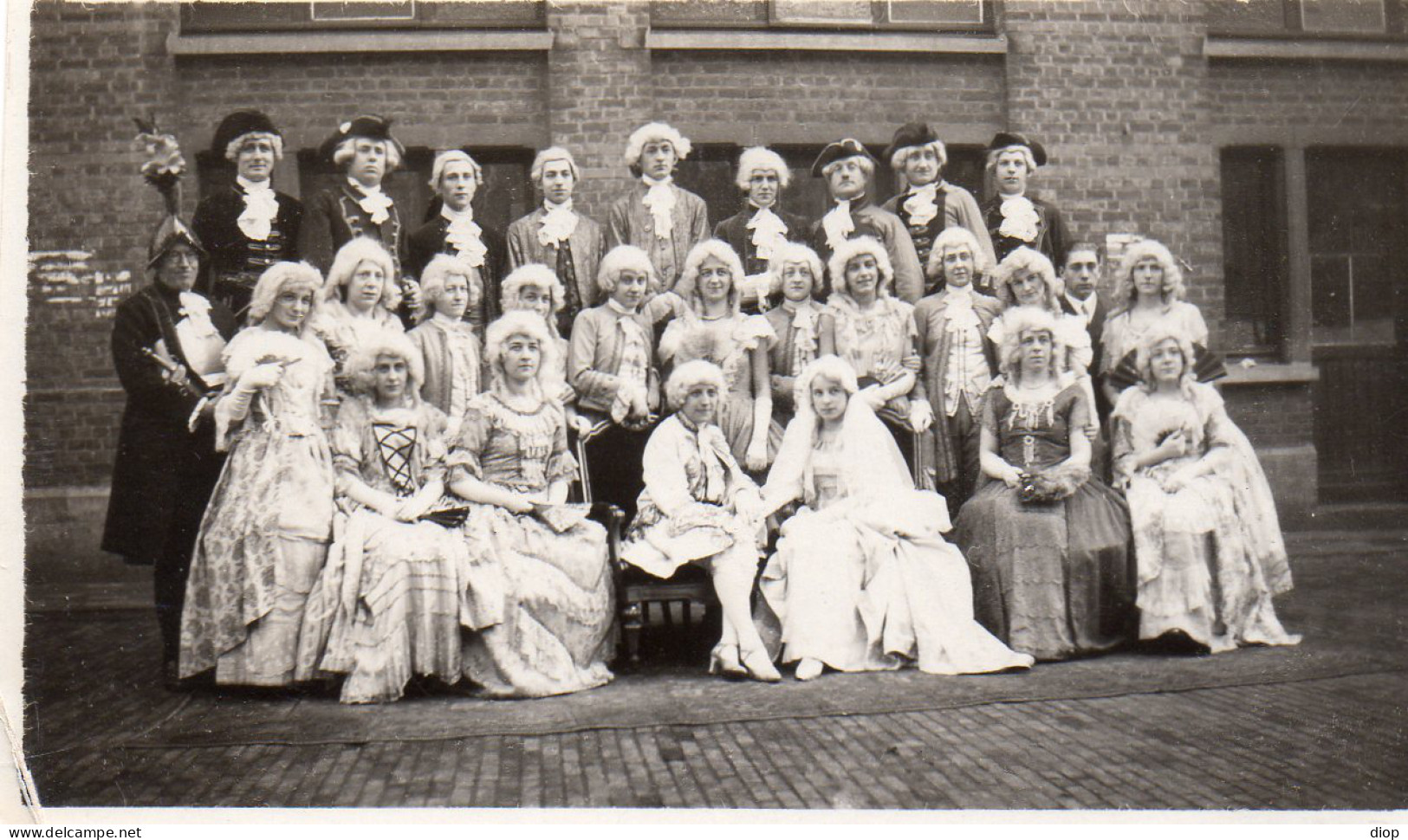 Photographie Photo Vintage Snapshot Th&eacute;&acirc;tre D&eacute;guisement Costume - Sonstige & Ohne Zuordnung