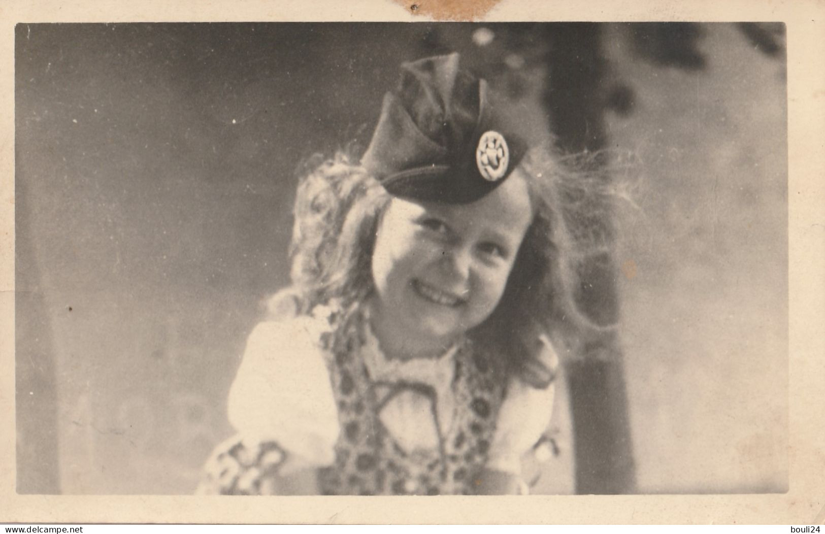 MUNSTERMAILFELD   ALLEMAGNE CARTE PHOTO  FILLE  AVEC UN CALOT    SEPTEMBRE 1946 VOIR VERSO - To Identify