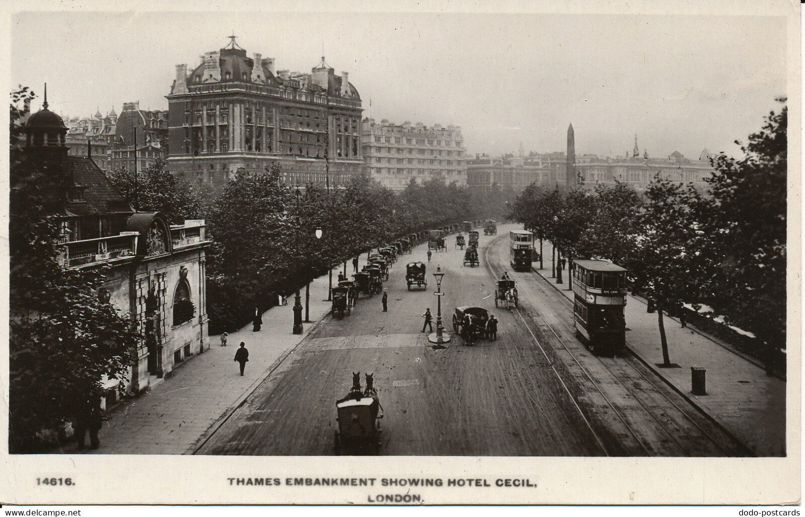 PC00106 Thames Embankment Showing Hotel Cecil. London. 1920. RP - Autres & Non Classés