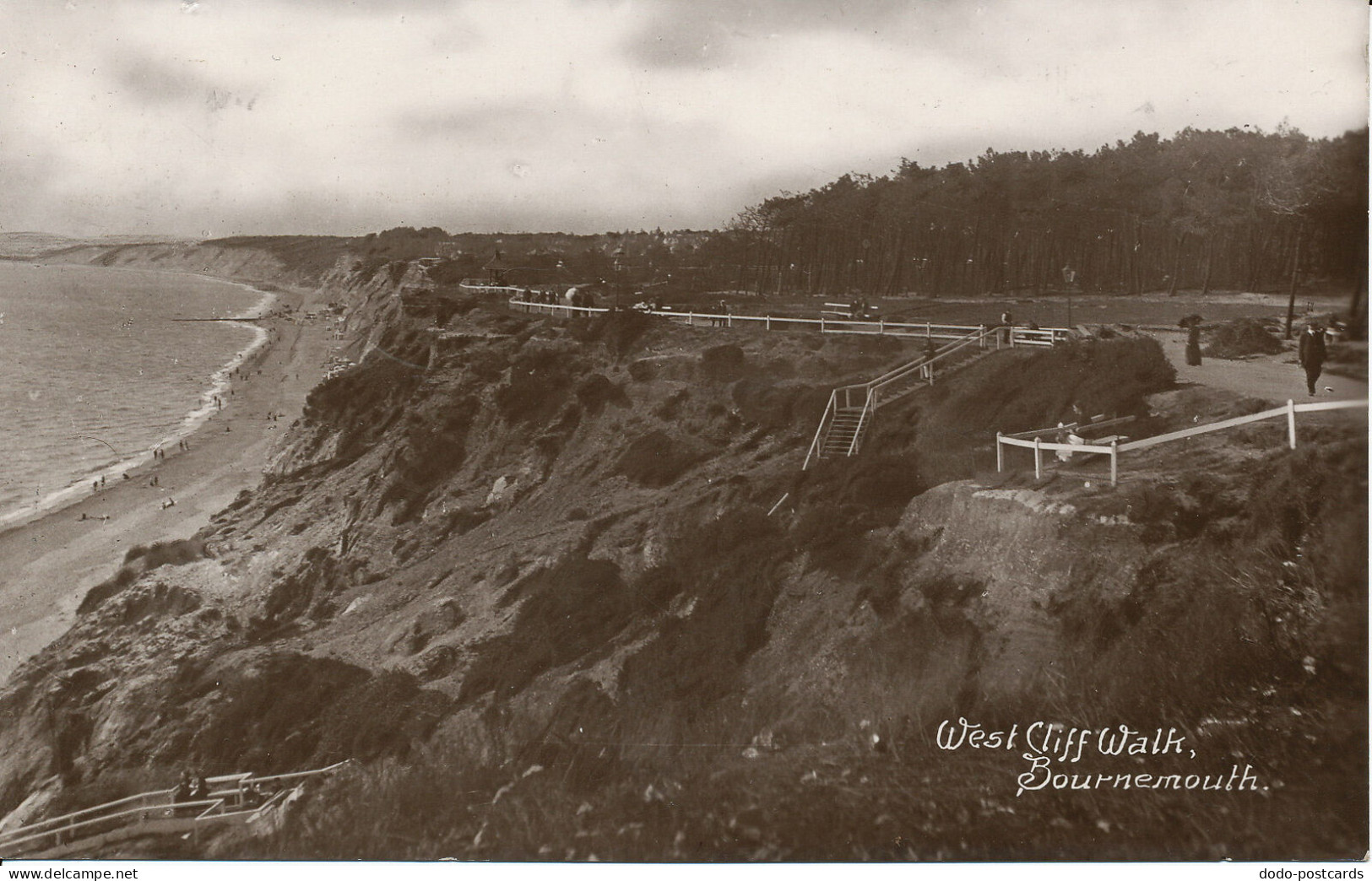 PC00322 West Cliff Walk. Bournemouth. 1913 - World