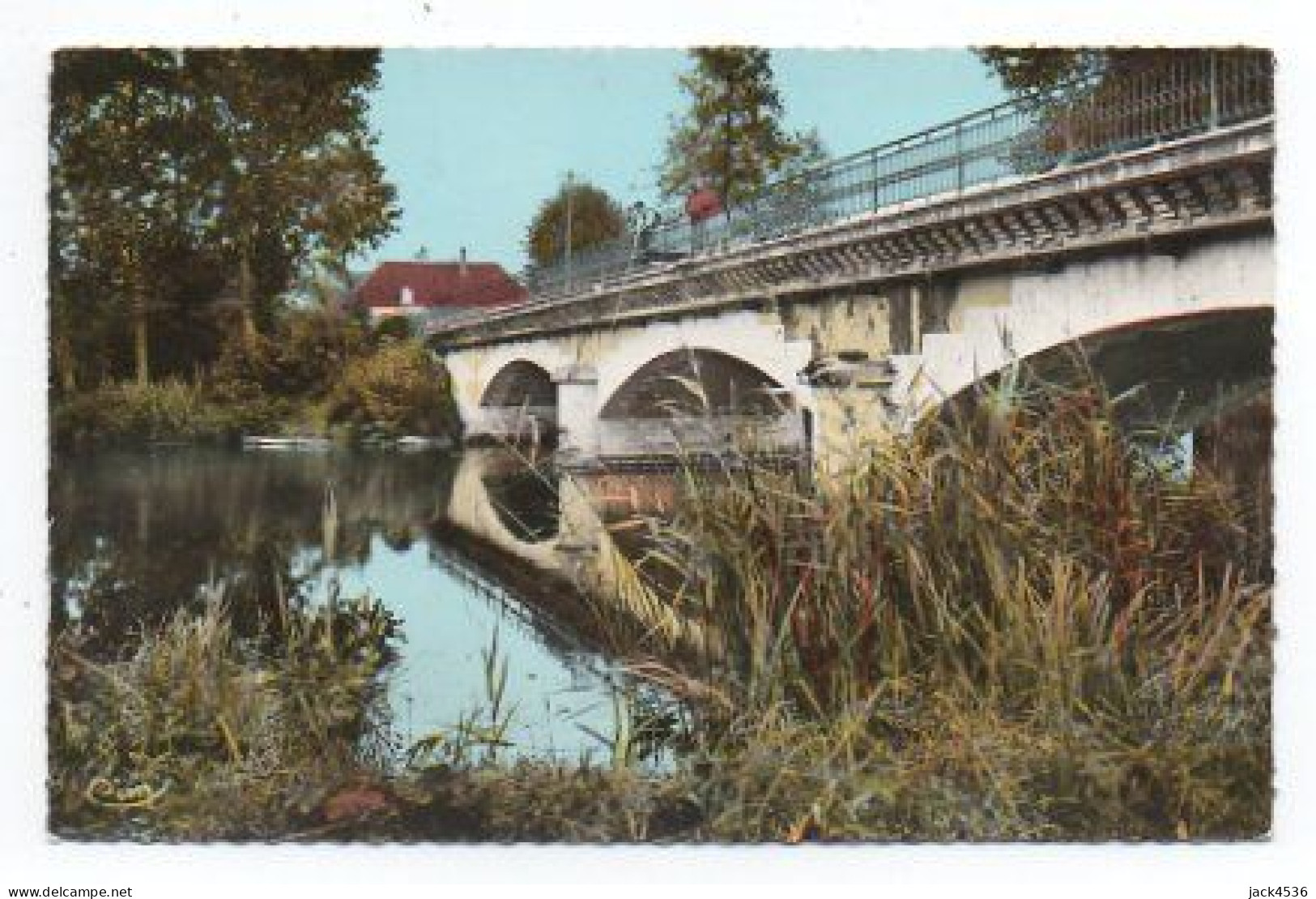 Carte Postale Moderne 14 Cm X 9 Cm - Circulé - Dép. 36 - REUILLY - Le Grand Pont - Autres & Non Classés