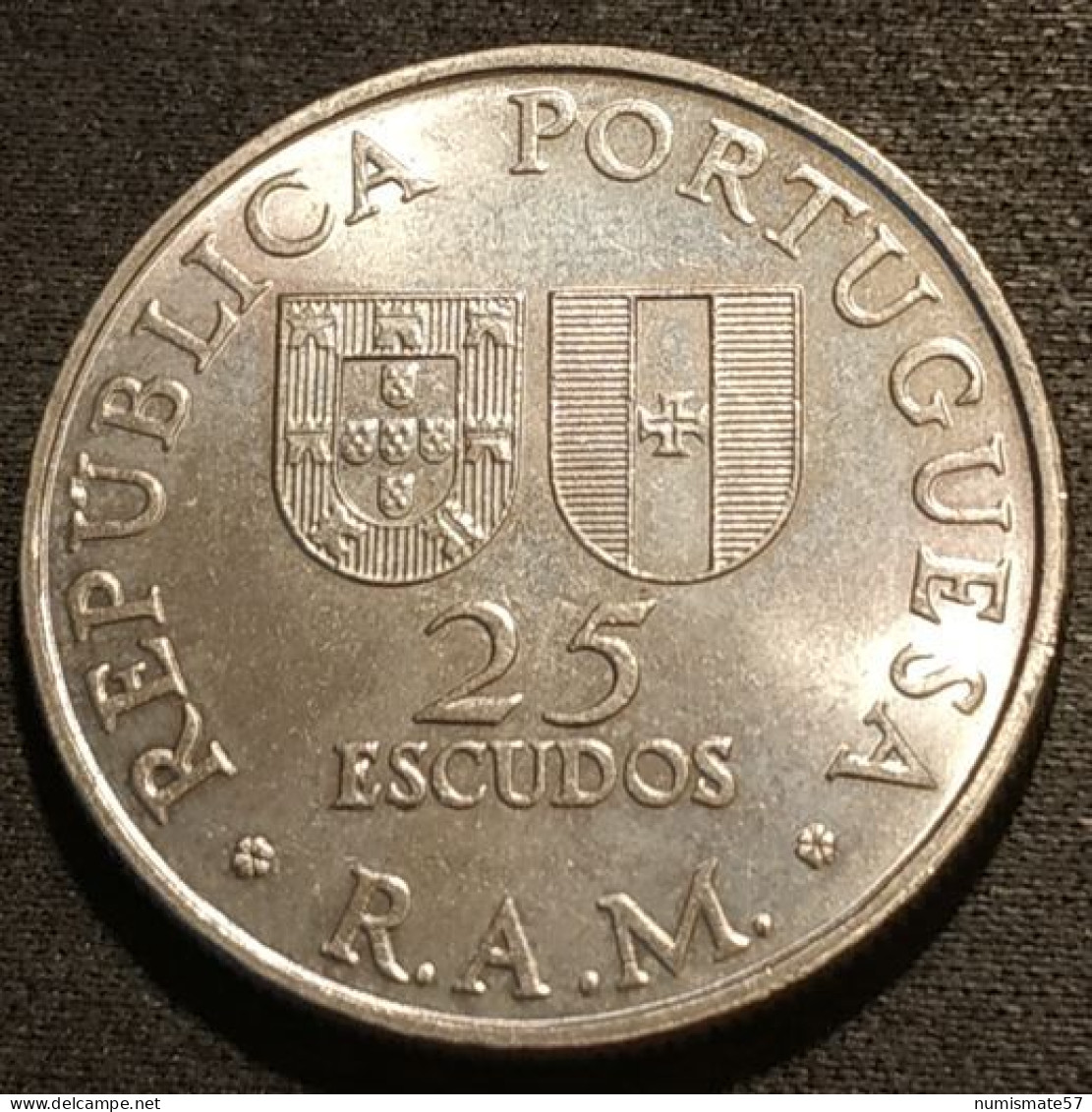 MADERE - MADEIRA ISLANDS - 25 ESCUDOS 1981 - Région Autonome De Madère - João Gonçalves Zarco - KM 4 - Portugal