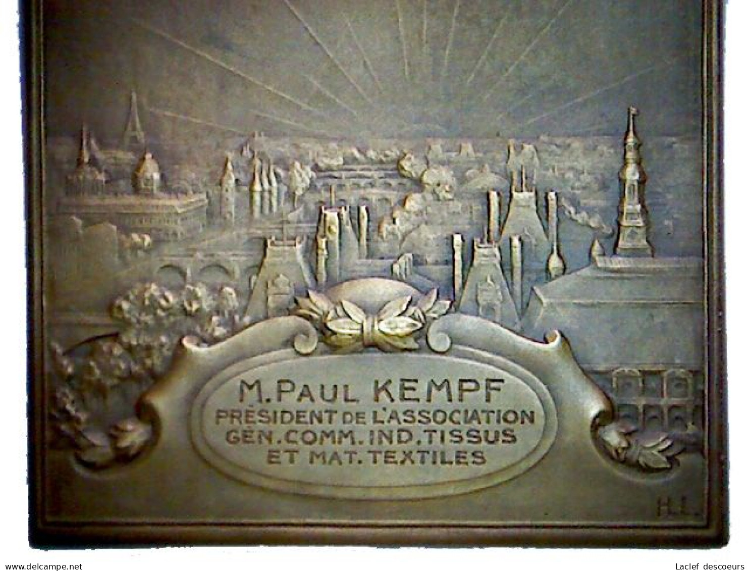 Plaquette de récompense associative, Paris