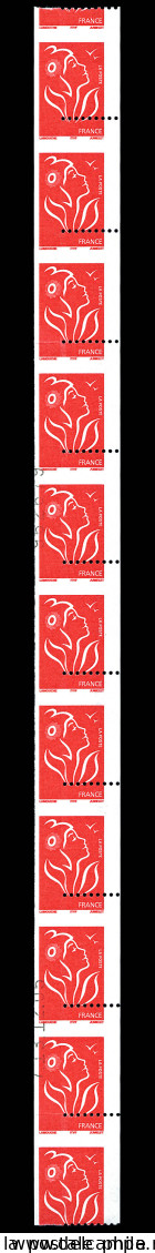 N°103, Lamouche TVP Rouge: Piquage à Cheval Partiel Sur Bande De 11 Exemplaires Datée Du 13-12-2005, SUPERBE. R.R. (cert - Roulettes