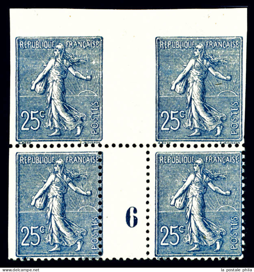 N°132a, 25c Bleu Foncé: 2 Ex Dentelés Tenant à Non Dentelés Formant Un Bloc De Quatre (1ex*) Millésime '6', R.R.R (certi - Unused Stamps