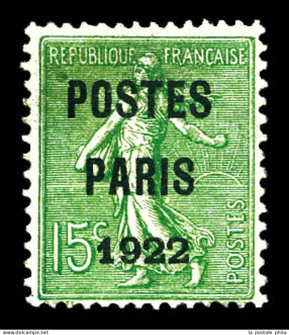 N°31, 15c Vert Olive Surchargé 'POSTE PARIS 1922', TB (certificat)  Qualité: *  Cote: 1750 Euros - 1893-1947