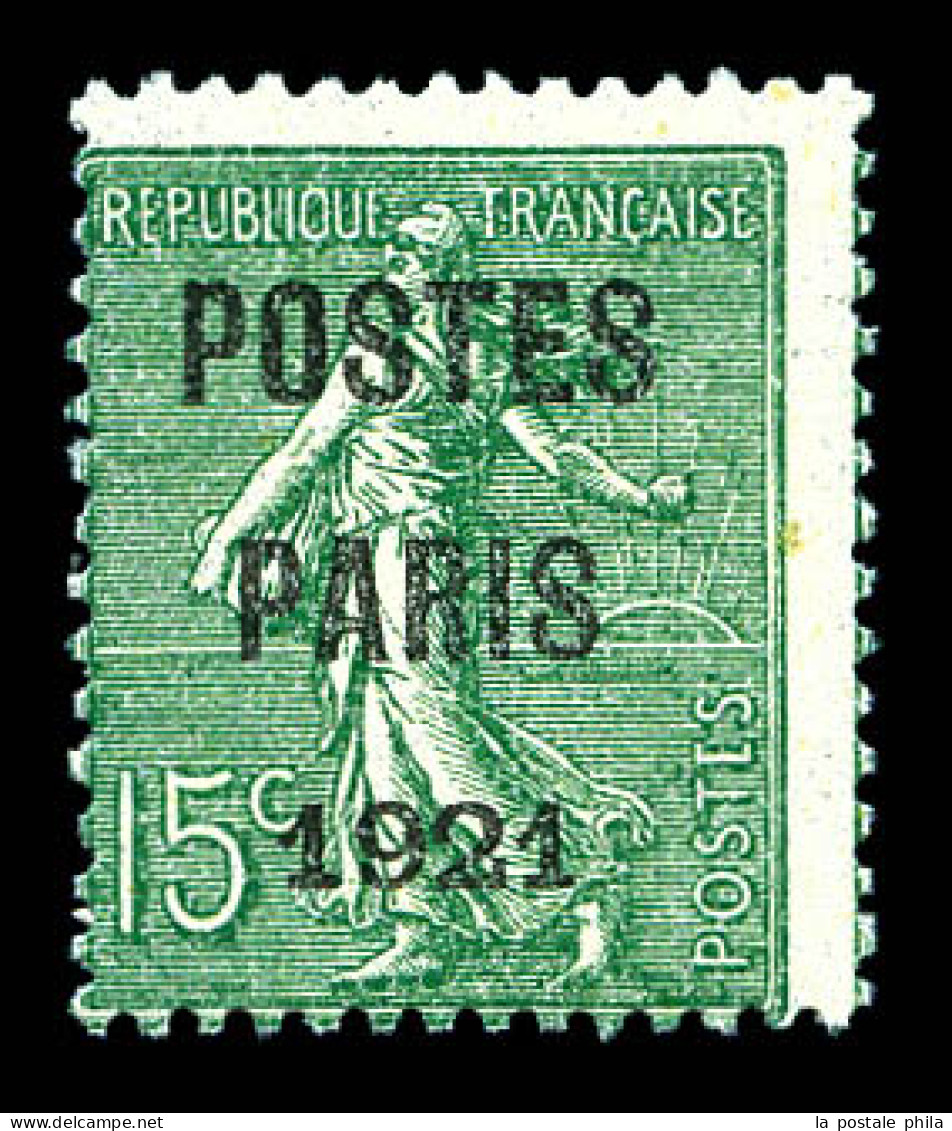 N°28, 15c Vert-olive Surchargé 'POSTES PARIS 1921', Frais, SUP. R.R. (certificat)  Qualité: **  Cote: 1750 Euros - 1893-1947