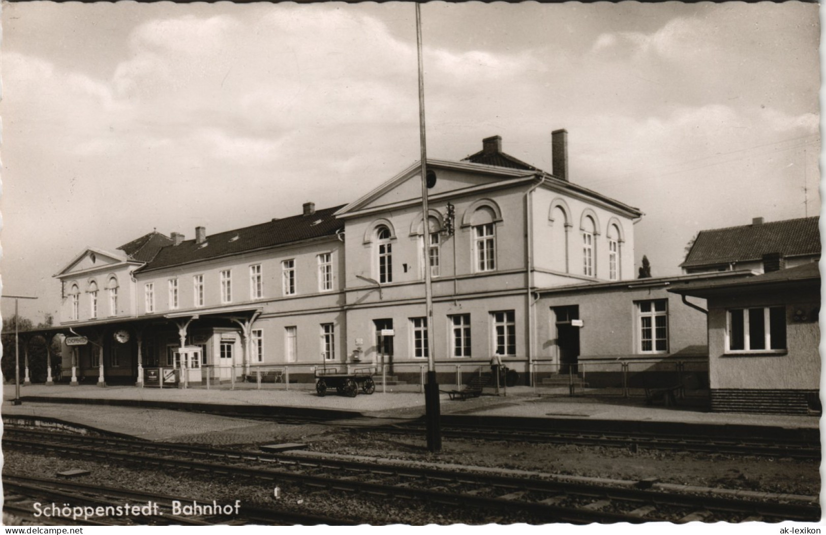 Schöppenstedt   Bahnhof - Gleisseite 1962 - Unclassified