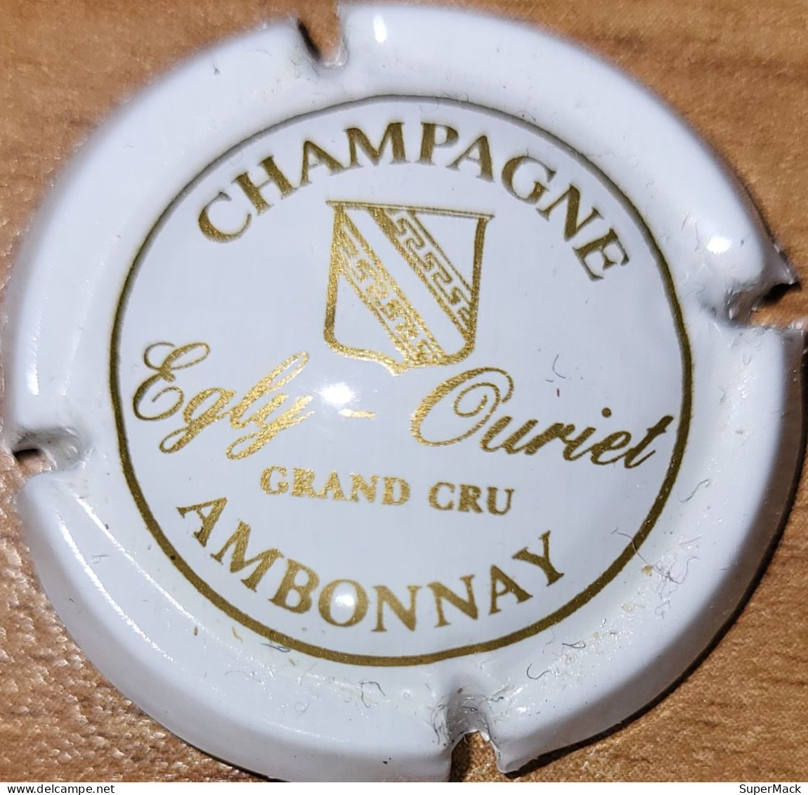 Capsule Champagne EGLY-OURIET Série 2 - Ecusson 1 Trait, Blanc & Or Nr 08 - Autres & Non Classés