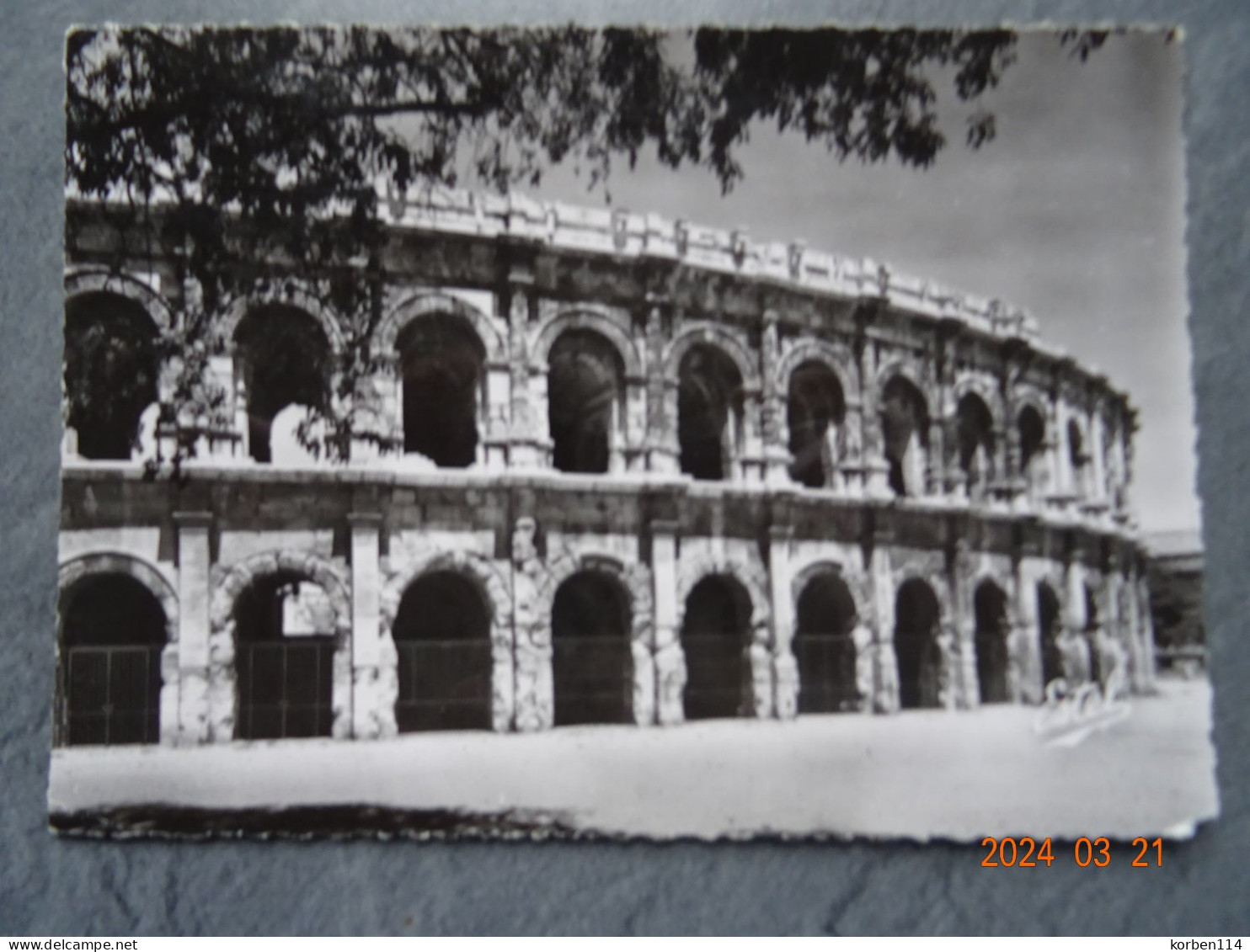 LES ARENES - Nîmes