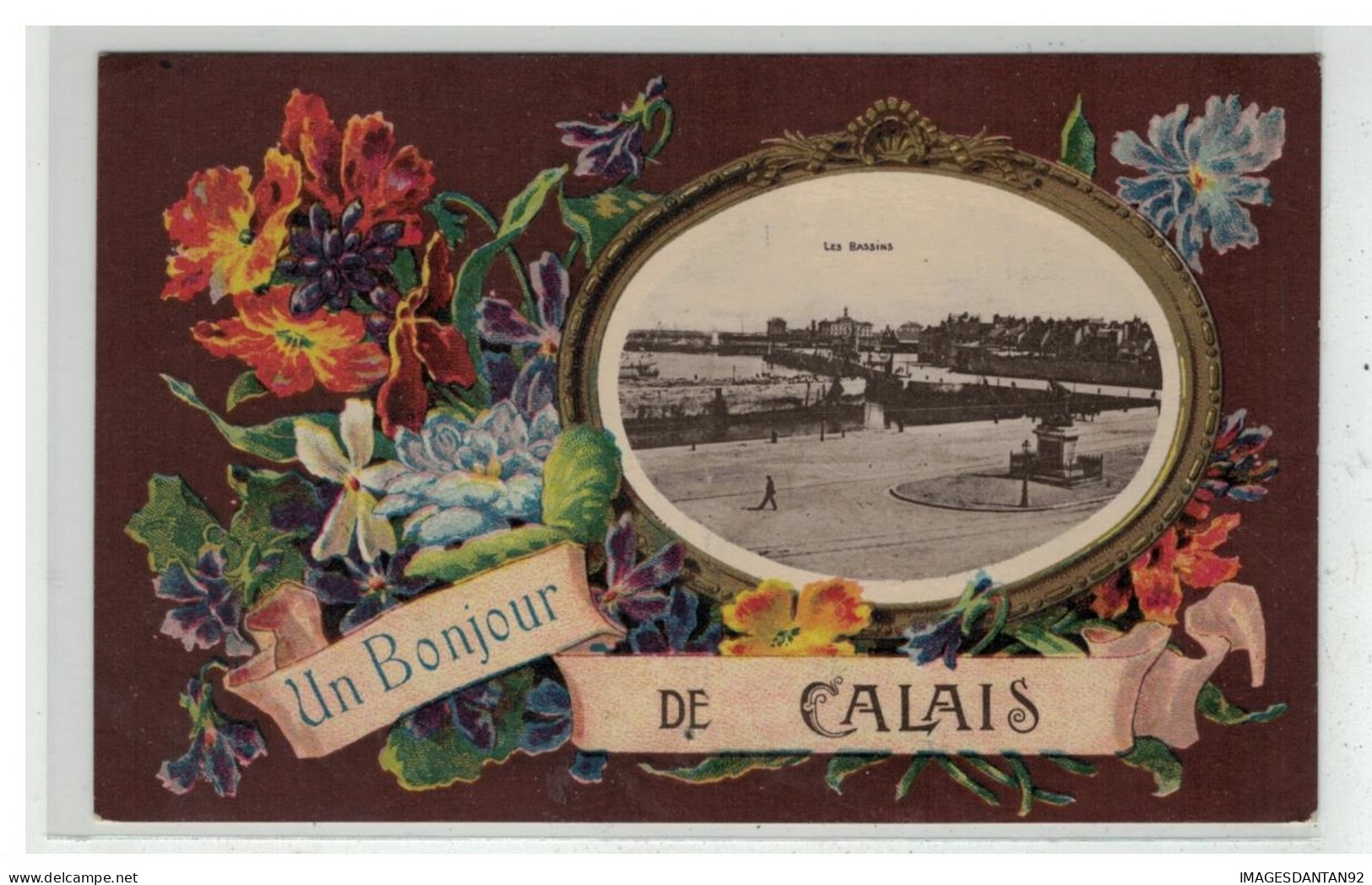 62 CALAIS #10876 UN BONJOUR DE.. LES BASSINS FLEURS FANTAISIE - Calais