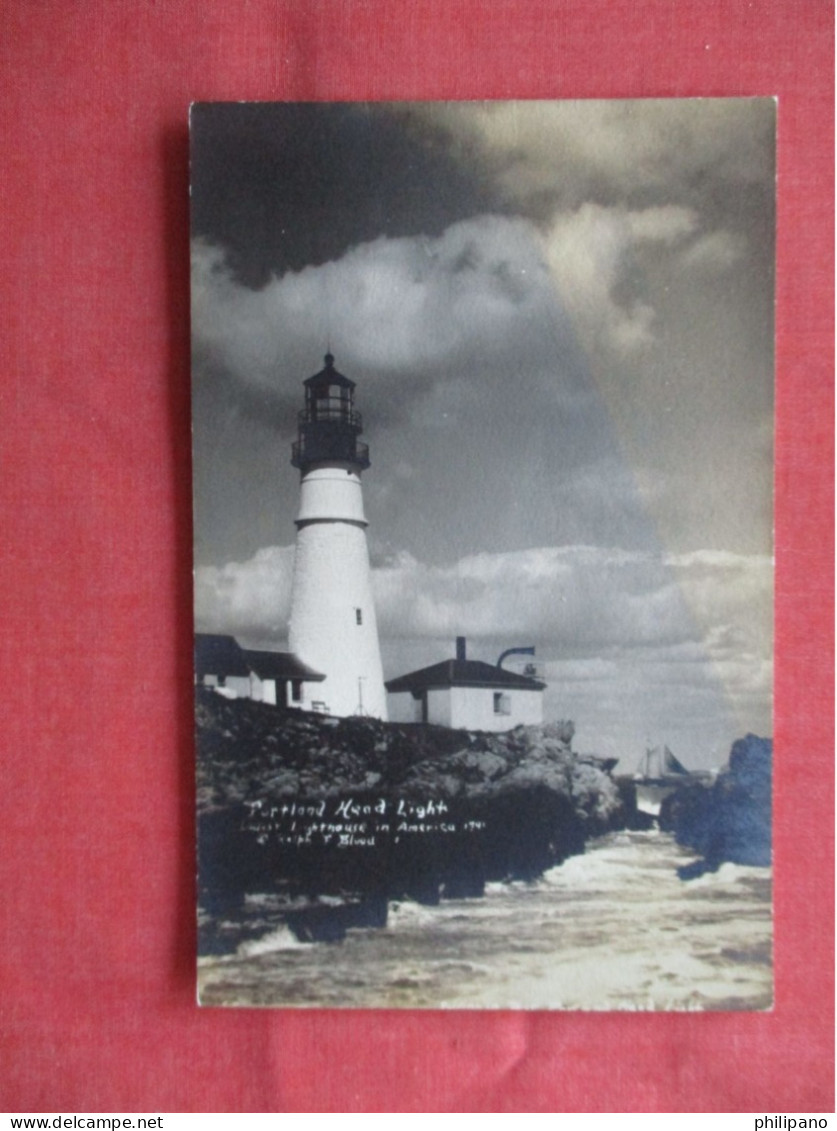 RPPC     Portland  Head Light.  Paper Residue On Back.   - Maine      Ref 6364 - Portland