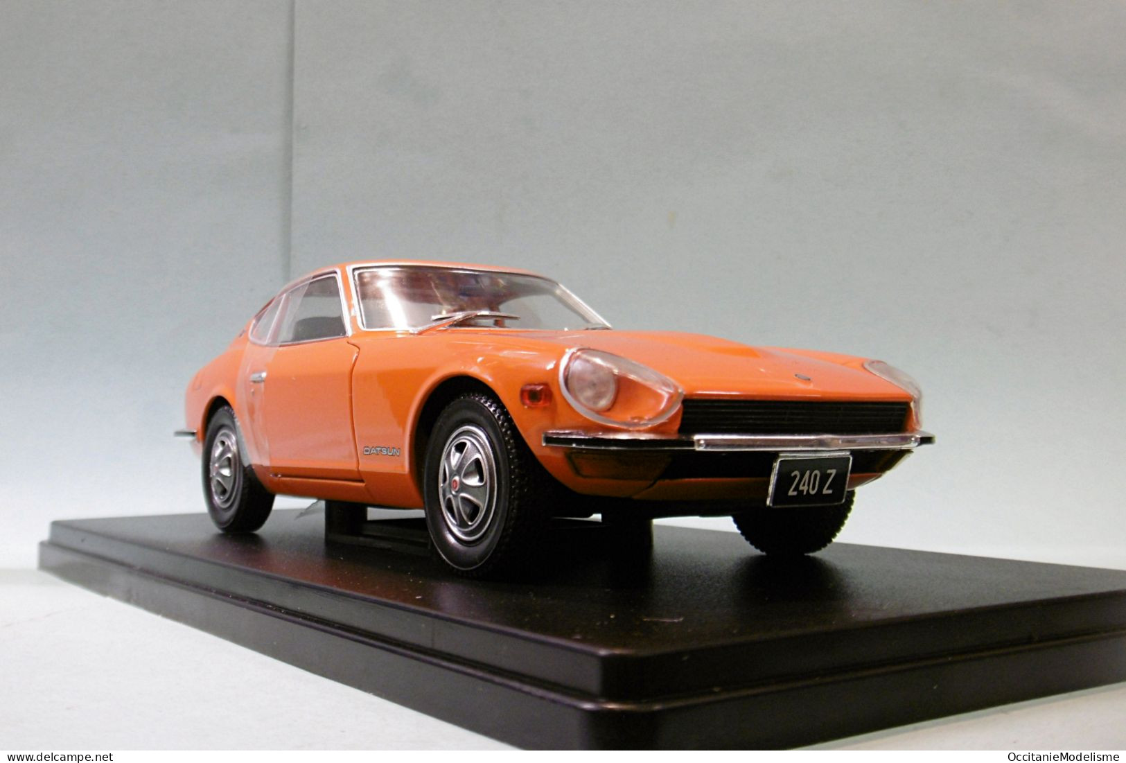 WhiteBox - DATSUN 240 Z Orange Réf. WB124198 Neuf NBO 1/24 - Autres & Non Classés