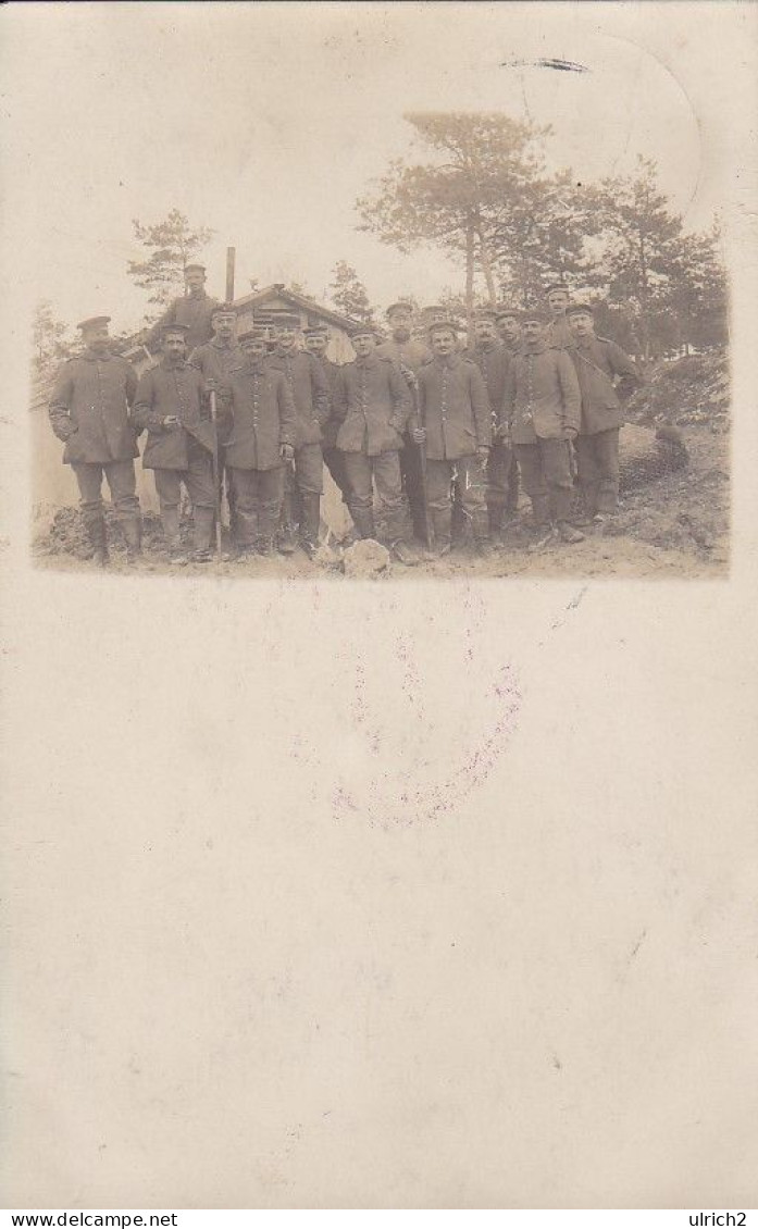 AK Foto Gruppe Deutsche Soldaten - Feldpost Res. Infant. Regt. 246 - 1917 (68401) - Oorlog 1914-18