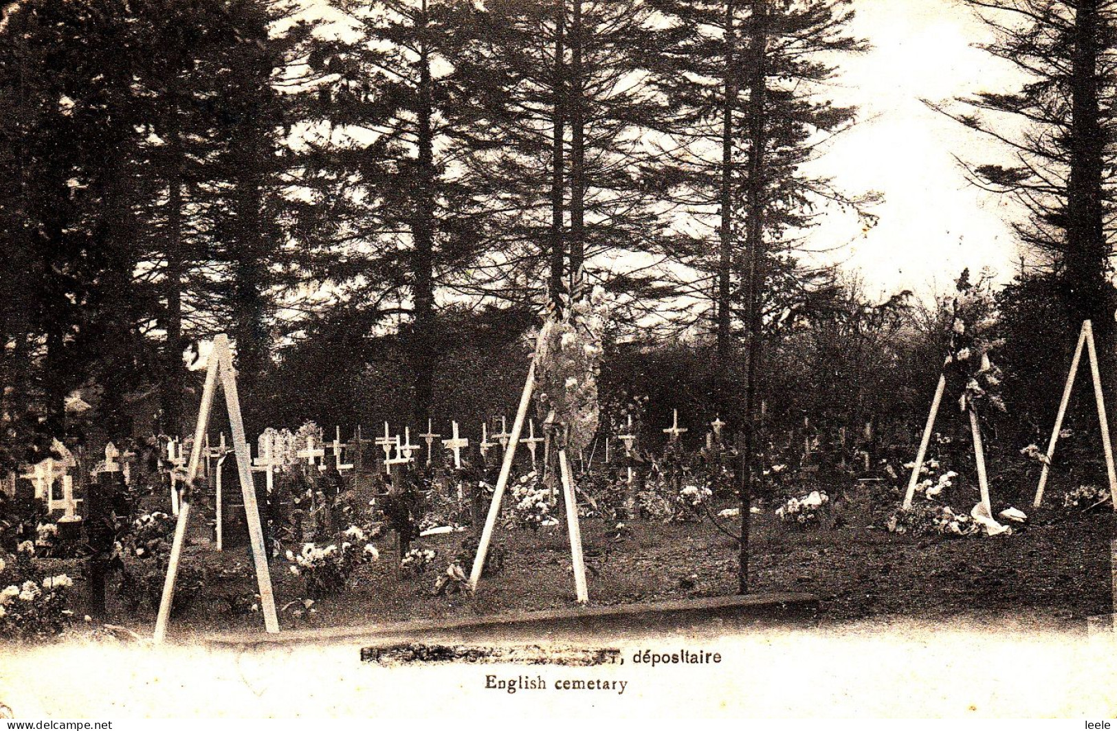 CO07. Vintage French Postcard. WWI English Cemetary.Hecquet Chassée Marcadet - Cimiteri Militari