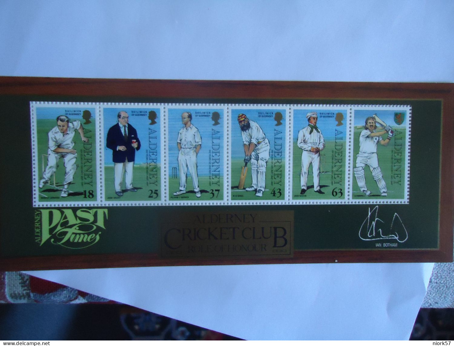 ALDERNSEY MNH  SHEET  CRICKET SPORTS - Alderney