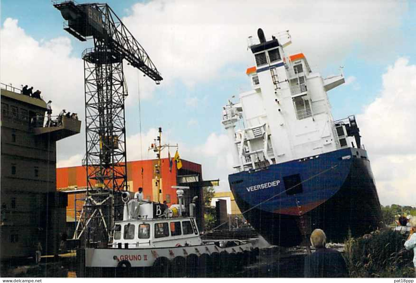 Lot De 100 BATEAUX DE COMMERCE - Photos Couleur Format CPM Cargo Merchant Ship Tanker Carrier Boats 1980-2000 Tous Pays - 100 - 499 Cartes