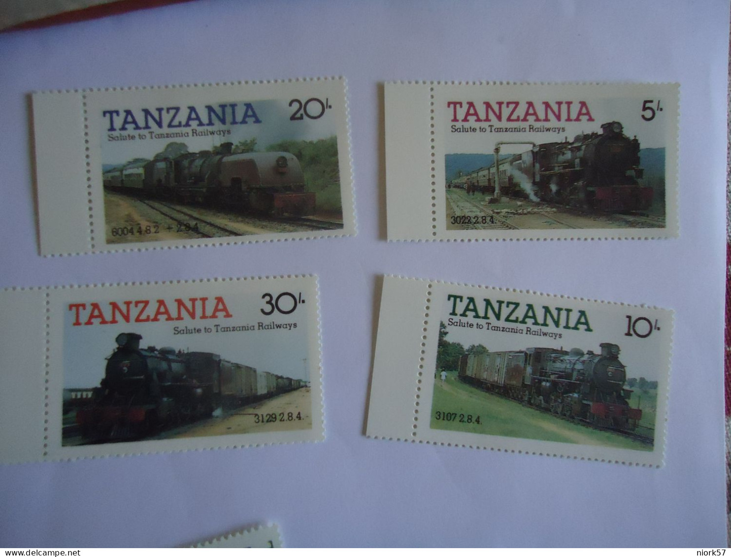 TANZANIA MNH 4   STAMPS     TRAINS - Trenes