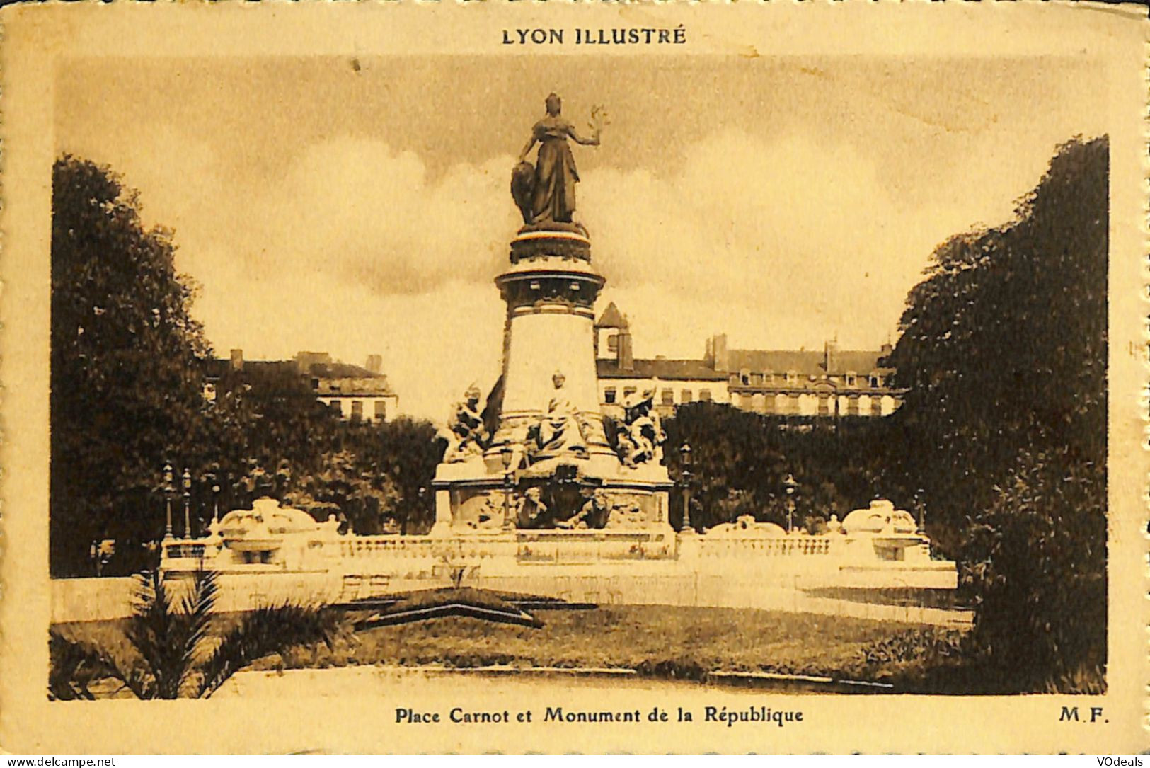 France (69) Rhône - Lyon - Place Carnot Et Monument De La République - Andere & Zonder Classificatie