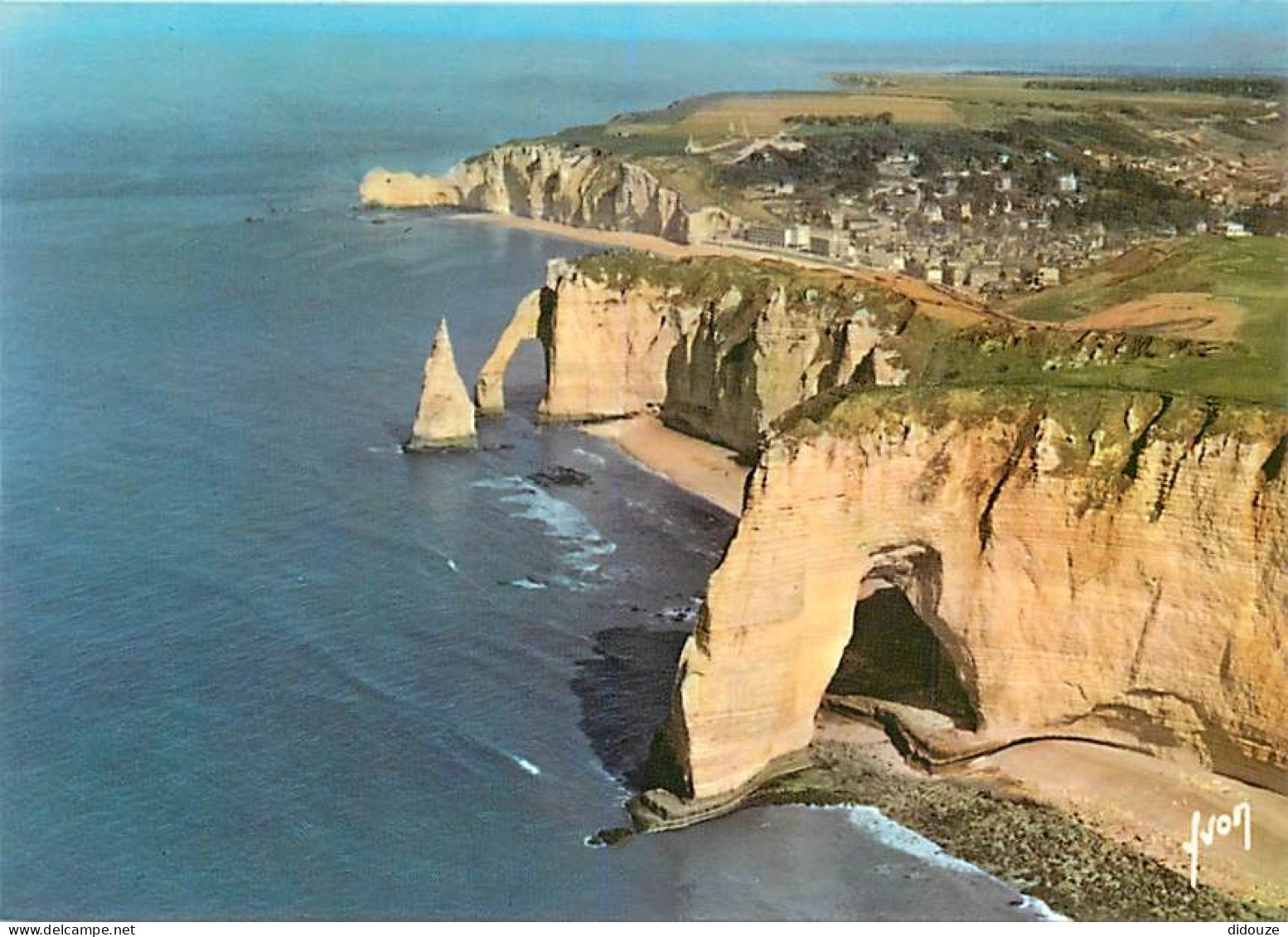 76 - Etretat - La Manneporte  L'Aiguille  La Porte D'Aval Et Au Fond  La Porte D'Amont - Vue Aérienne - Carte Neuve - CP - Etretat