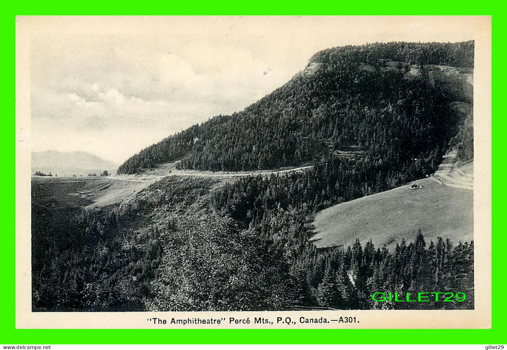 PERCÉ, QUÉBEC - THE AMPHITHEATRE , PERCÉ MOUNTAINS - PHOTO TEX -  PUB. BY H. V. HENDERSON - - Percé