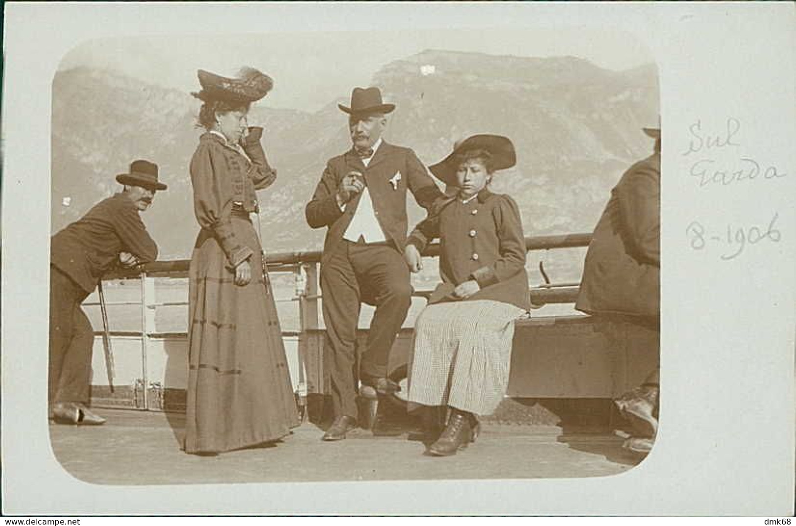 LAGO DI GARDA -  VAPORETTO / NAVIGAZIONE / PASSEGGERI - CARTOLINA FOTOGRAFICA - AGOSTO 1906 (20541) - Trento