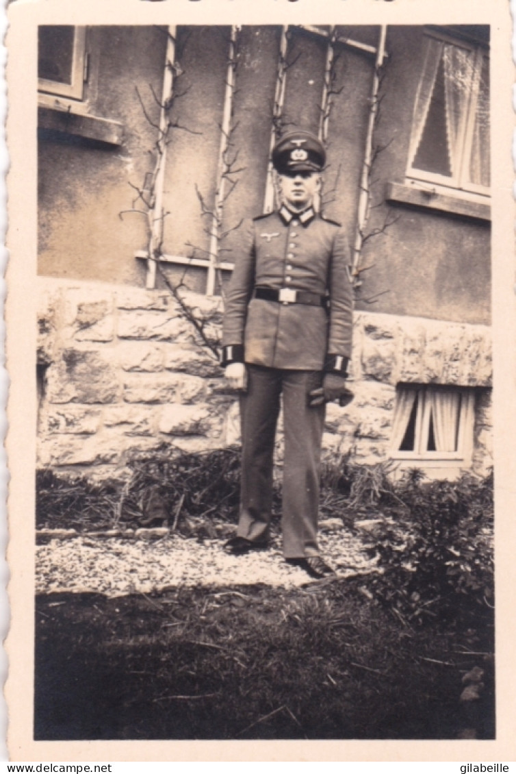 Photo Originale - 1941 - Guerre 1939/45  - Campagne De Yougoslavie - Soldat Allemand En Uniforme De Parade - Krieg, Militär