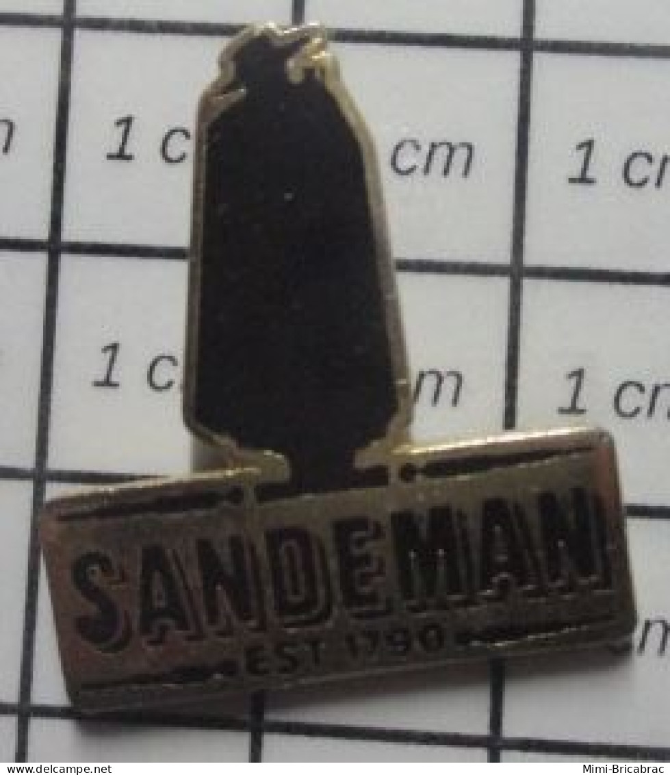 2020 Pin's Pins / Beau Et Rare / BOISSONS / PORTO SANDEMAN EST. 1790 - Getränke