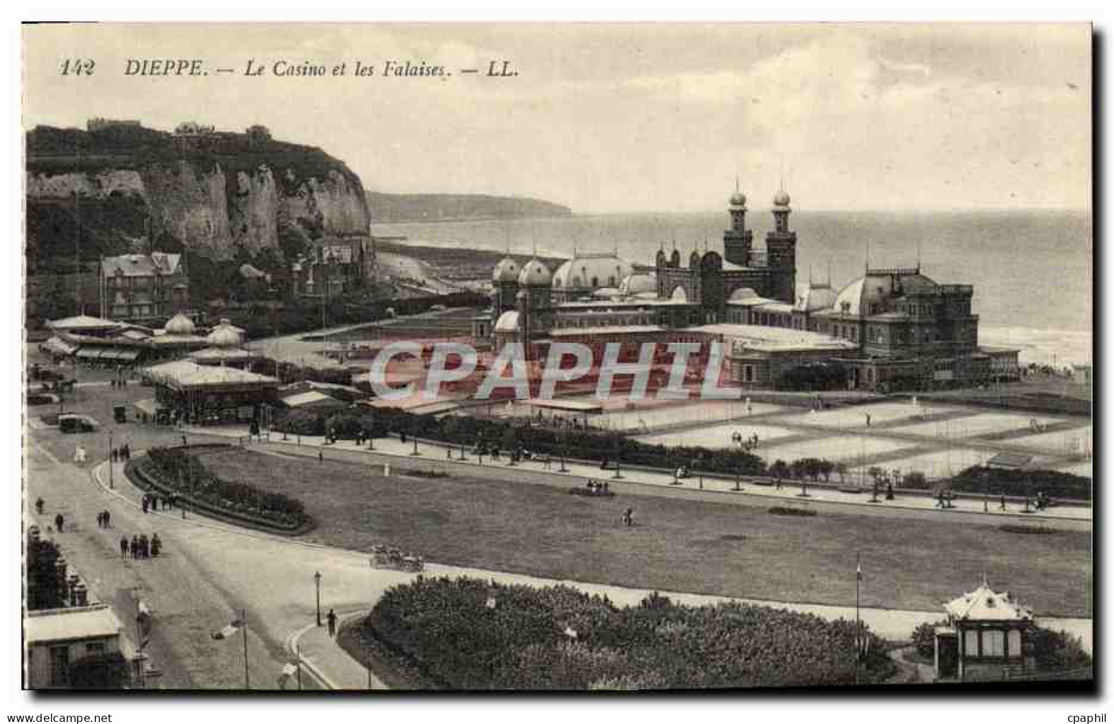 CPA Dieppe Le Casino Et Les Falaises  - Dieppe