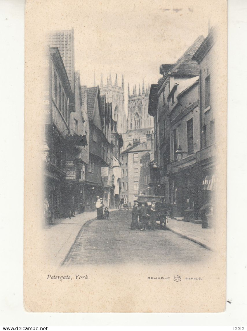 CP78. Vintage Undivided Postcard. Petergate, York - York