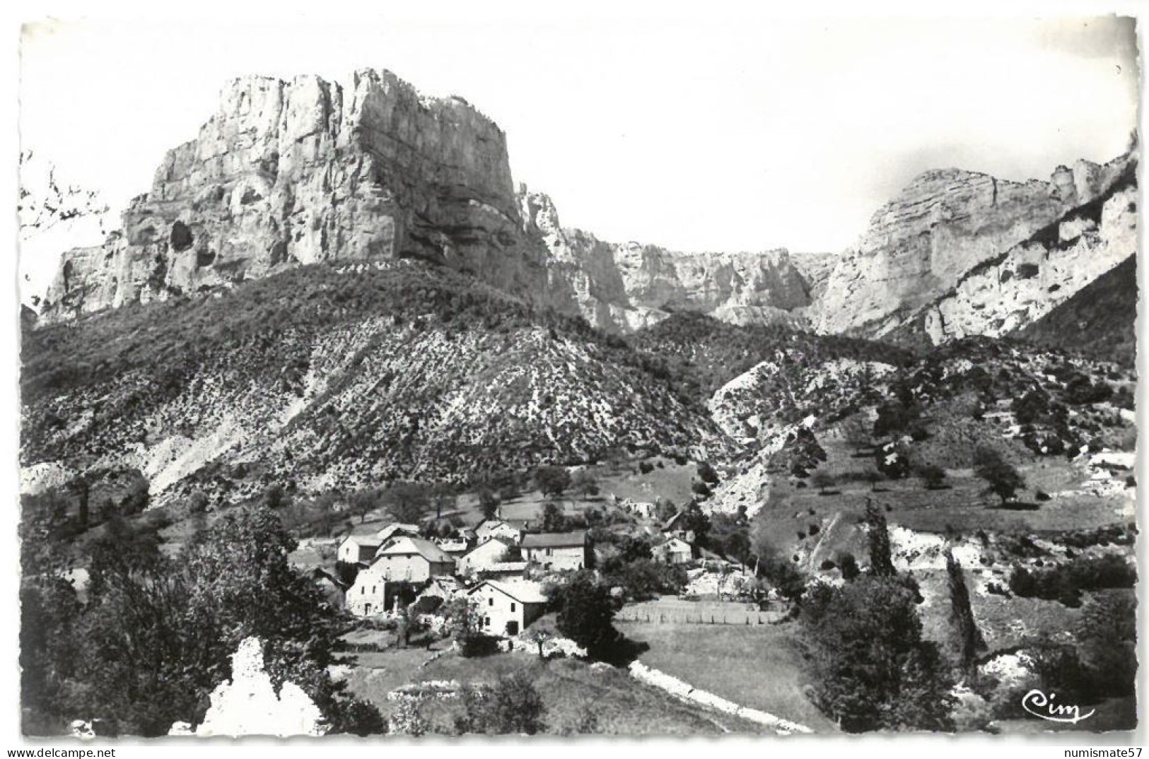 CPSM Environs De CHATILLON EN DIOIS - ARCHIANE - Le Cirque D'Archiane Et Le Village - Ed. CIM N°62 - Autres & Non Classés