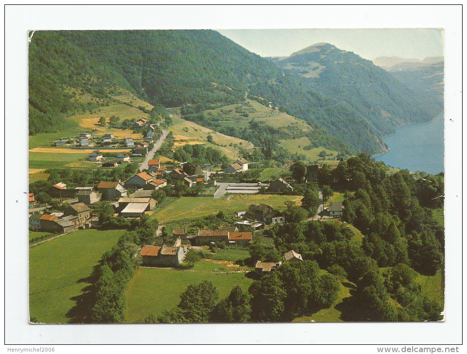 Isère - 38 - Notre Dame De Commiers Le Village Et Vue Sur Le Lac - La Mure