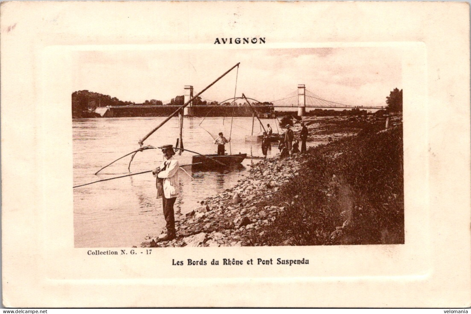 S16014 Cpa 84 Avignon - Les Bords Du Rhône Et Pont Suspendu - Avignon